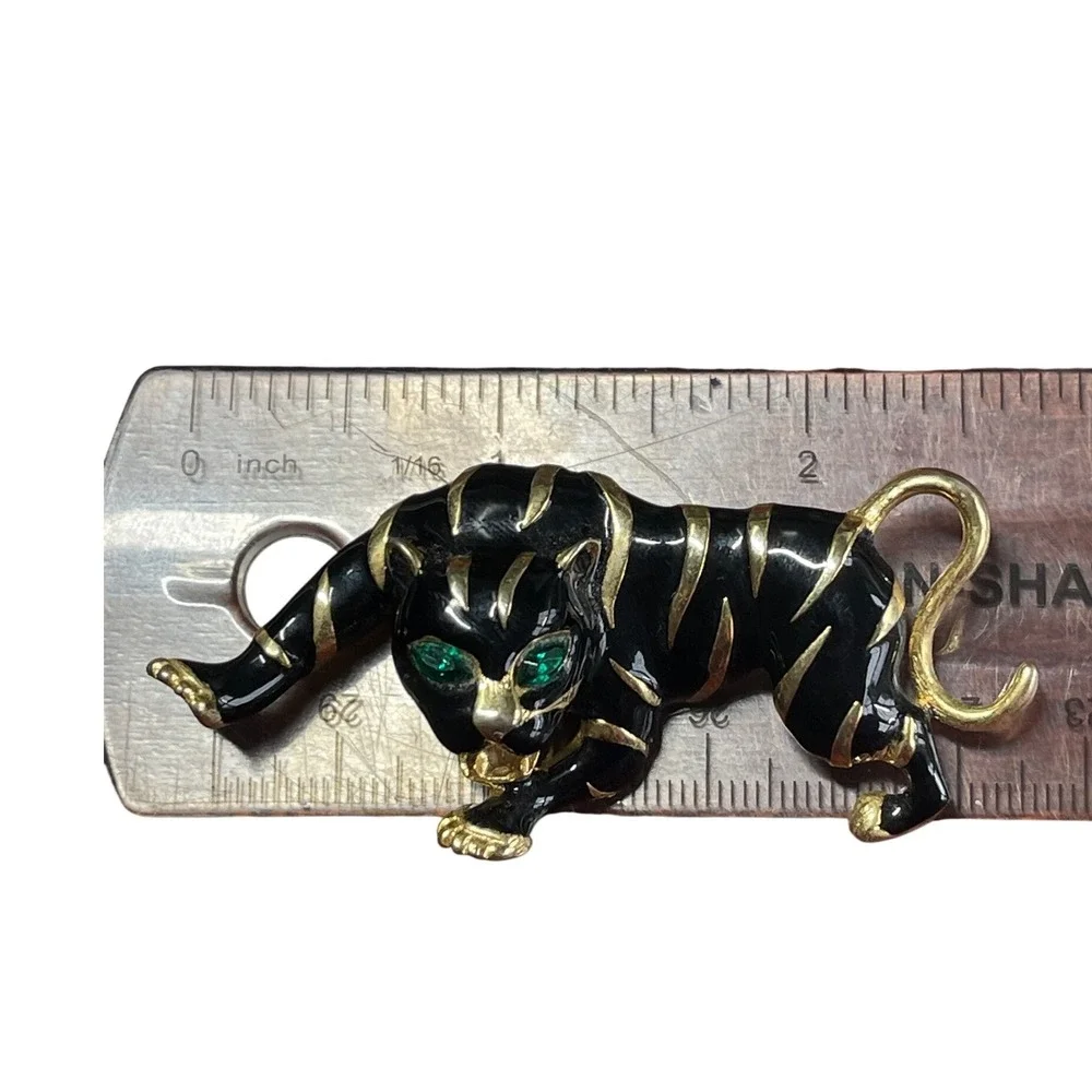 Black Enamel Panther Brooch Gold Tone Green Eyes Tiger‎ Stripe Pin